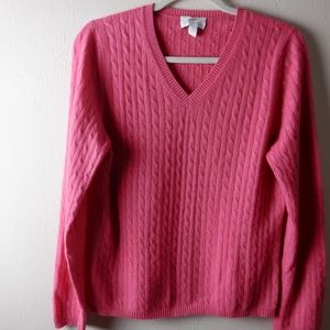 Charter Club pink cashmere long sleeve v-neck sweater. Size L